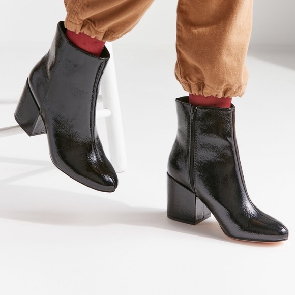 margot patent boot